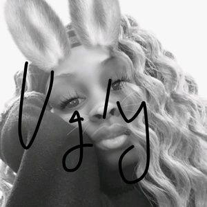 Meet your Posher, Destiny